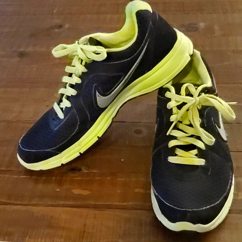 Nike Air Relentless Running Training shoe